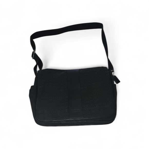 Coach Handbags - Coach Hudson Jacquard Signature Commuter Bag